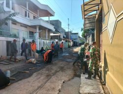 Kebersamaan Antara TNI dan Warga di TMMD Kodim Solo