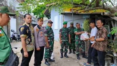 Sambut HUT ke 78 TNI dan HUT ke 73 Kodam IV/Diponegoro, Koramil 03/Serengan Gandeng Muspika Bagikan Sembako