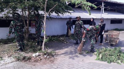 Karya Bakti TNI, Kodim Boyolali Sasar Pasar Pengging dan Dukuh Gatak