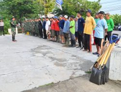 Kodim 0726/Sukoharjo Gandeng Warga Masyarakat Kampung Brumbung Bersihkan Kali Kriwen