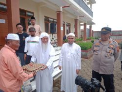 Jelang Ramadhan 1445 H, Yayasan PonPes Al Matuq Bagikan 1000 Paket Sembako