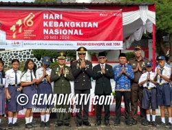 Kapolres Bersama Bupati Hadiri Upacara Harkitnas Ke -116 di Pemkab Toba