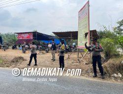 Sat Binmas Polres Labuhan Batu Pasang Baliho Dan Sampaikan Himbauan Kamtibmas