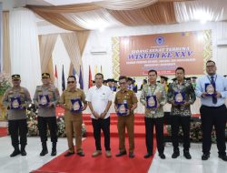 Wakapolres Labuhanbatu Hadiri Wisuda Sarjana XXV dan Program Pasca Sarjana III Universitas Labuhanbatu