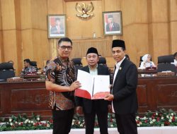 Paripurna DPRD Pertanggung Jawaban APBD 2023 dan RPJPD 2025-2045 Di Bacakan Pj.Bupati Batu Bara